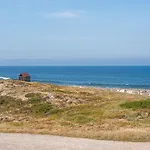 Διαμέρισμα Charming Beachside Escape