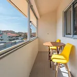 Διαμέρισμα Charming Beachside Escape Esmoriz