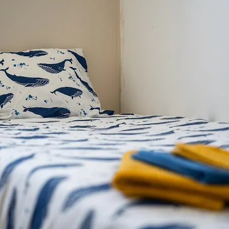 Lejlighed Charming Beachside Escape