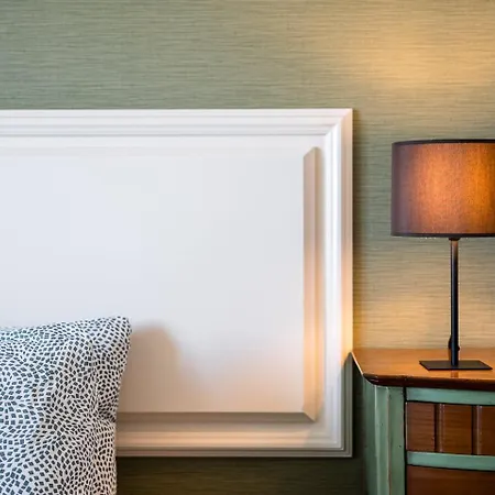 Charming Beachside Escape *